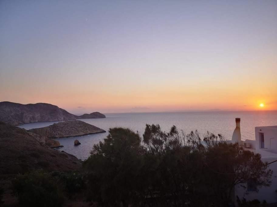 Syros Apartments Suites Chryssonisos Кинион Экстерьер фото