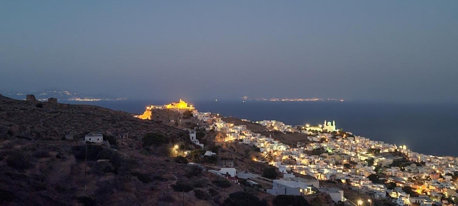 Syros Apartments Suites Chryssonisos Кинион Экстерьер фото
